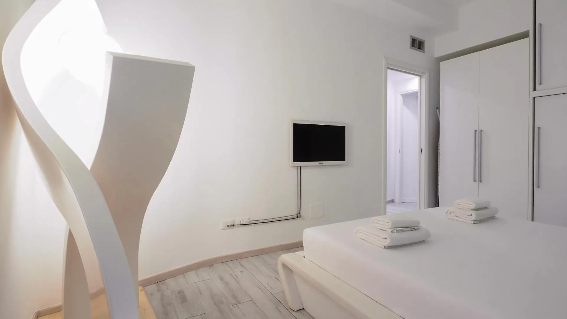 Apartament Mila Lux Lodi Mediolan 0*,